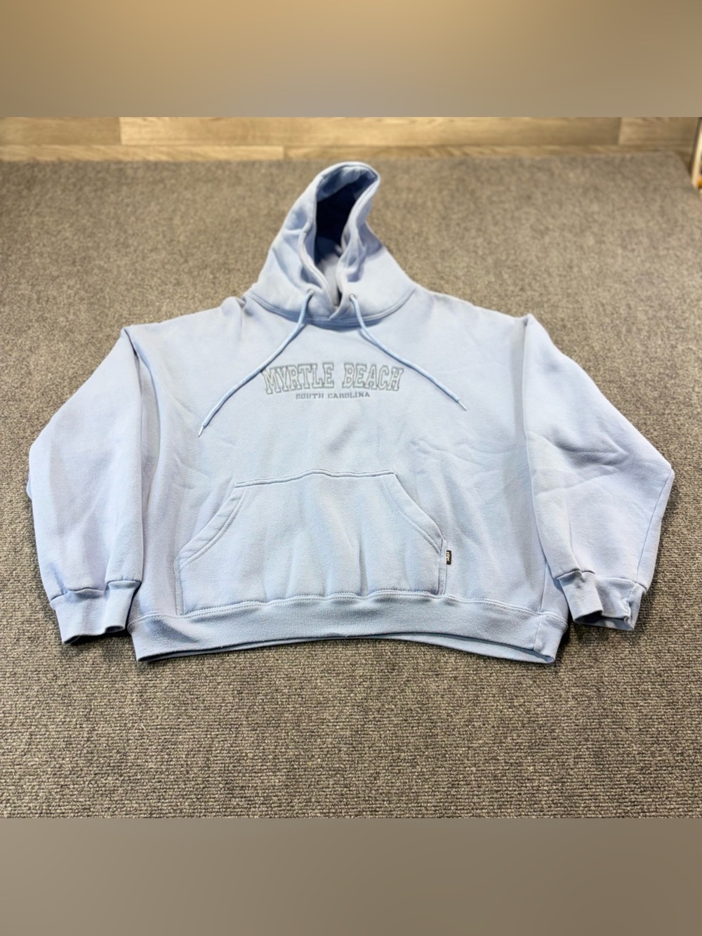 EXIST SPORTS LINE MYRTLE BEACH
SOUTH CAROLINA Mens Size L
Kangaroo Pocket Hoodie